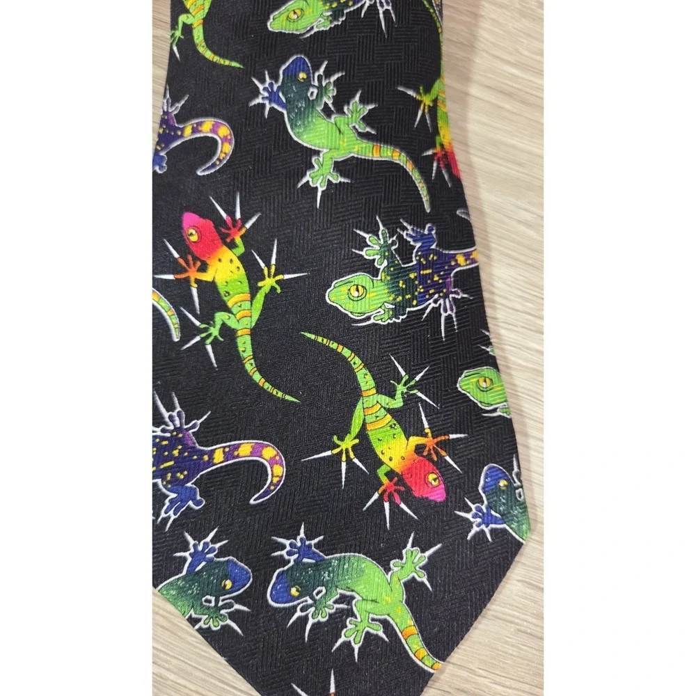 Addiction Silk Neck Tie Colorful‎ Lizards